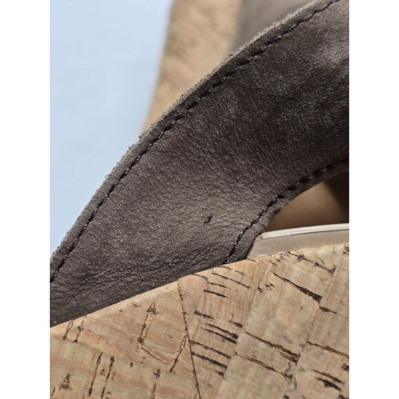 Crocs Size 10 ALeigh Flower Leather Flip Flop Sandal Cork Platform Wedge Brown - Picture 11 of 11